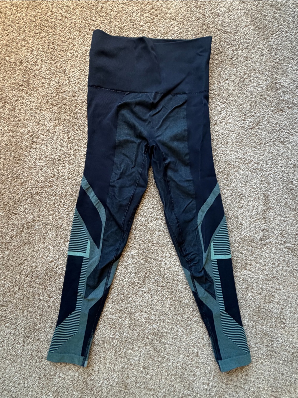 LNDR high compression leggins